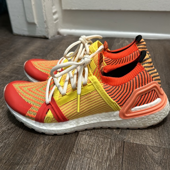 Stella McCartney x Adidas Ultraboost - Picture 3 of 6